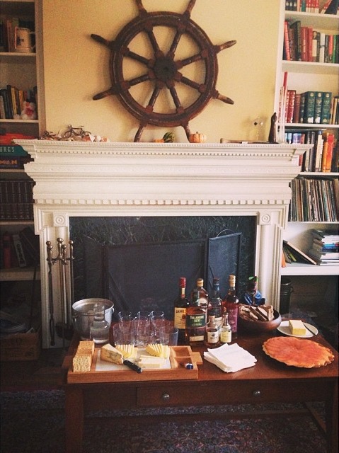 How to Host a Whiskey-Tasting Party