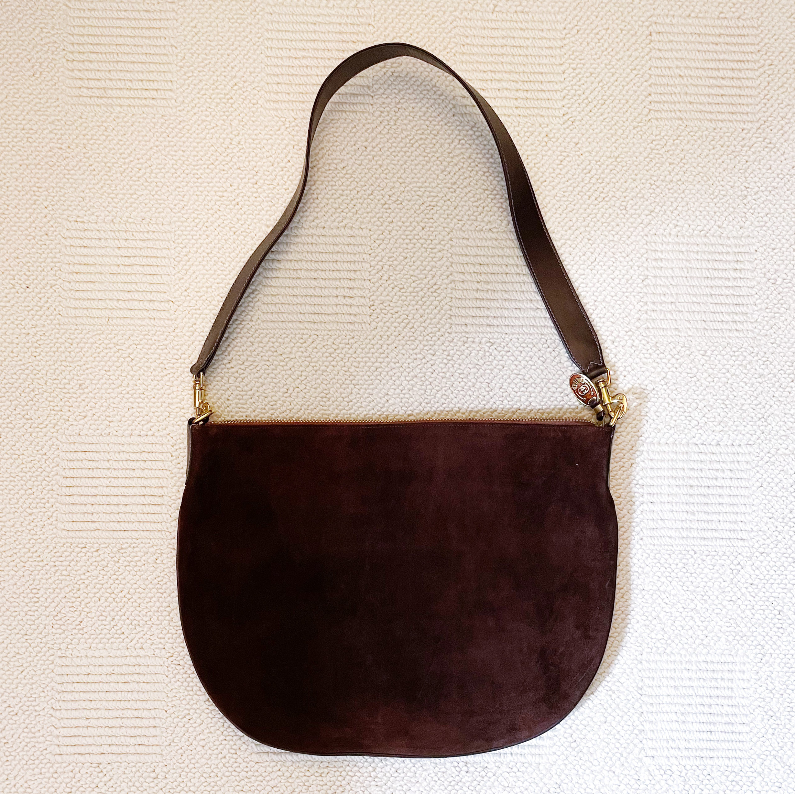 Handbag Chanel Black in Suede - 31340740